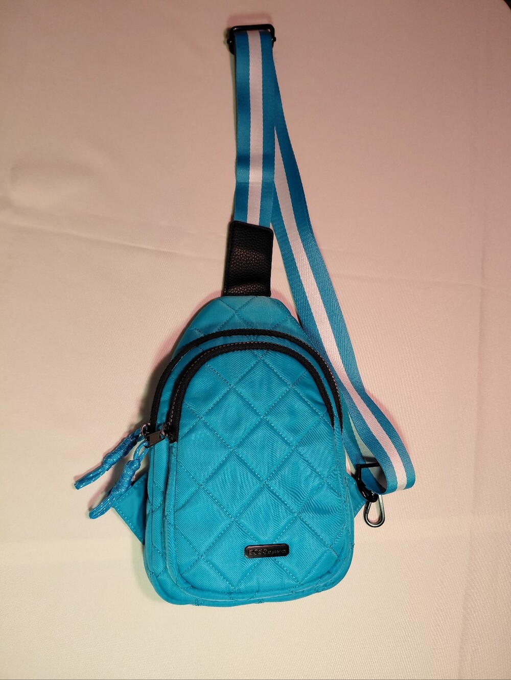 BCBG Generation Teal Quilted Crossbody Sling Bag New